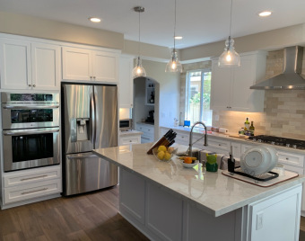 Kitchen-White-Shaker-Full-Tile-Backsplash-1-2