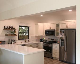 Kitchen-Prefab-White-Shaker-2